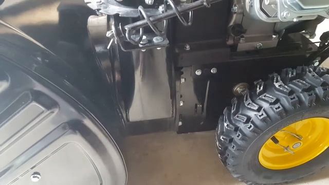 Обзор на снегоуборщик Huter 4800B с электростартером смотреть онлайн