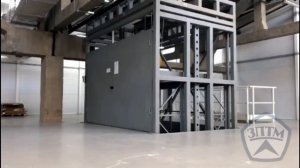 Подъемник грузовой в металлокаркасной шахте