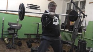 25.02.15г.  подъём штанги одной рукой на бицепс 27кг