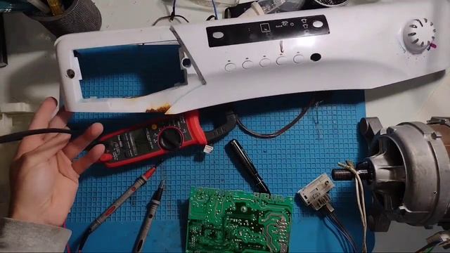 ?Lavarropas candy longvie E08 no regula RPM tacometro. error 8. se va de revoluciones смотреть онлайн