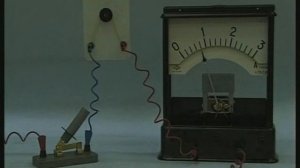 Опыты по физике. Действие фоторезистора