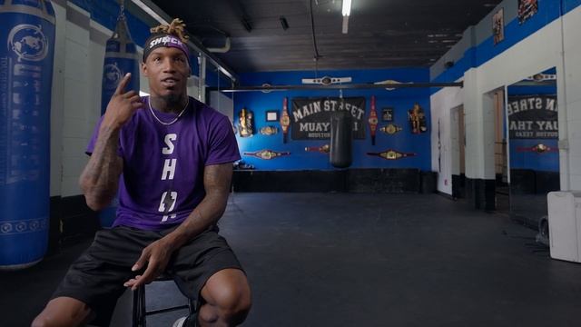 Behind Closed Doors: O'Shaquie Foster vs Rocky Hernandez (Pre Fight Feature) смотреть онлайн