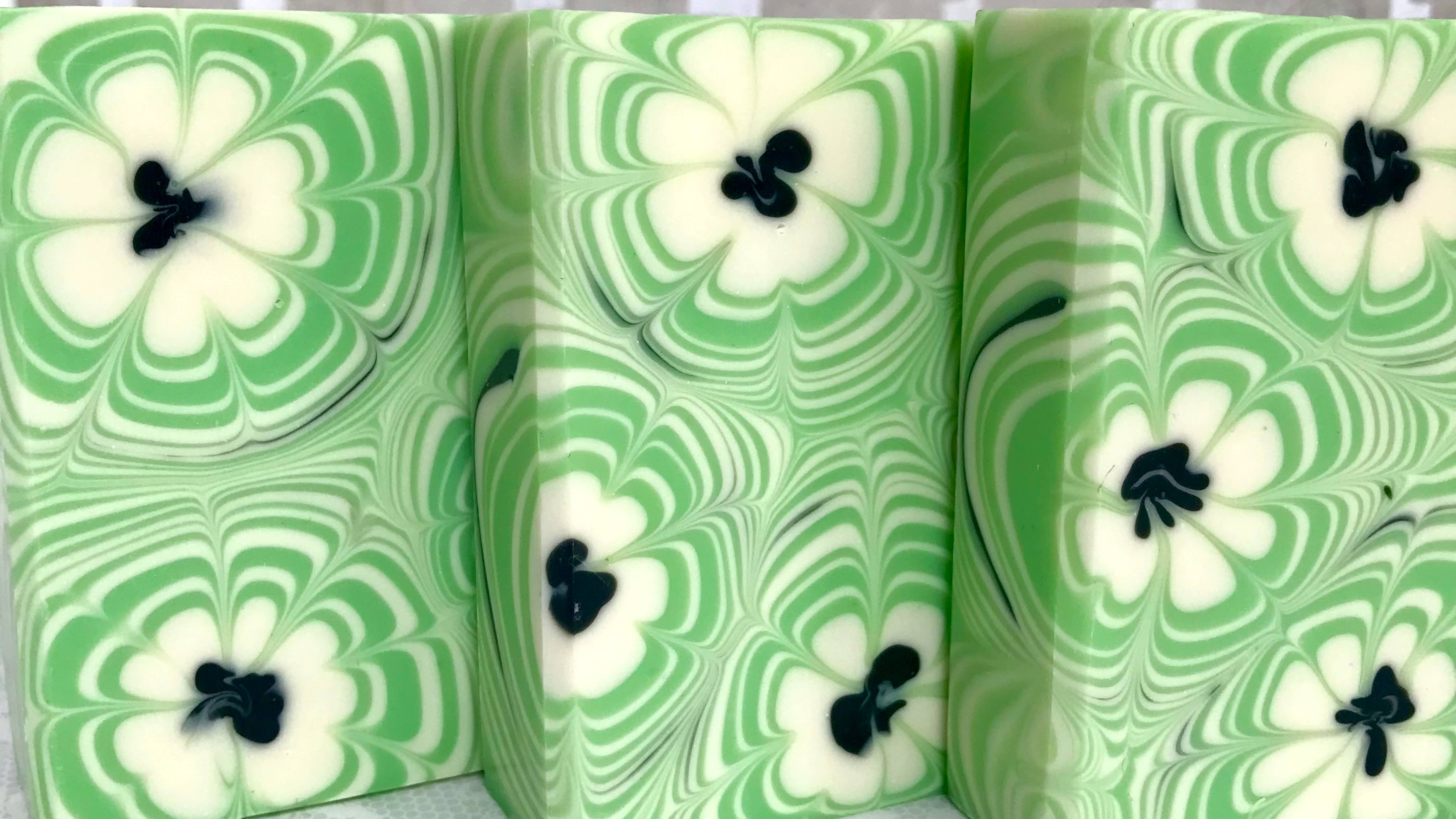 Мыло с нуля "Цветы яблони" смотреть онлайн