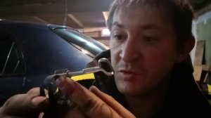 как легко одеть пружинный хомут