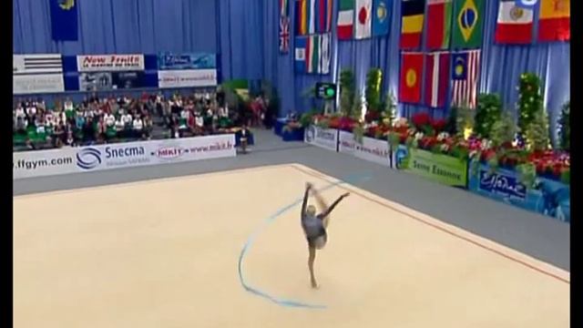 Evgenia Kanaeva Ribbon Final-WC Corbeil Essonnes 2007 смотреть онлайн