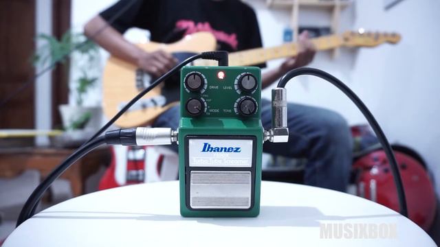 REVIEW IBANEZ TUBE SCREAMER TS9 DX PEDAL - MUSIX BOX DEMO смотреть онлайн