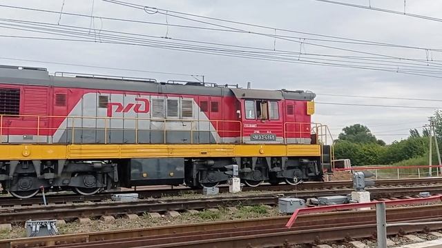 Дежурный по станции овладел искусством "запрещать снимать" без слов смотреть онлайн