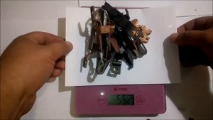 Разборка автоматического выключателя. Серебряные контакты, медь и другие металлы.