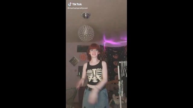 alt/queer tiktoks 3! смотреть онлайн