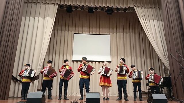Ансамбль 