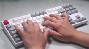 Cherry Profile & OEM Profile Keycaps Typing Sounds Comparison
