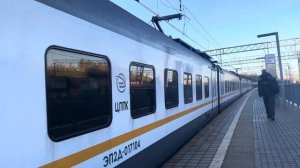 Прибытие ЭП2Д 0171 сообщением Серпухов-Царицыно на станцию Красный строитель.