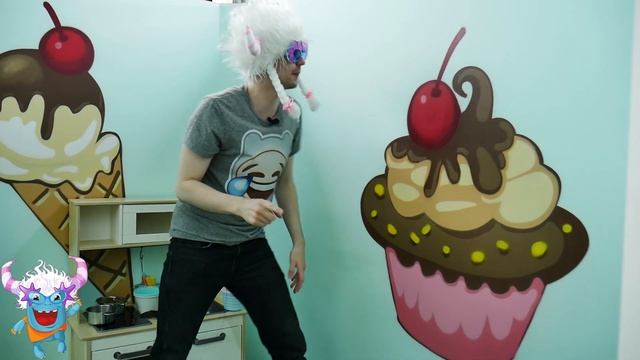 Учим Овощи и Фрукты для детей - ТроЛЛикс в Кафе на кухне! Учим слова