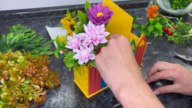 Букет  в деревянном кашпо на 1 сентября / Сборка букета / Мыловарение / Ручная работа