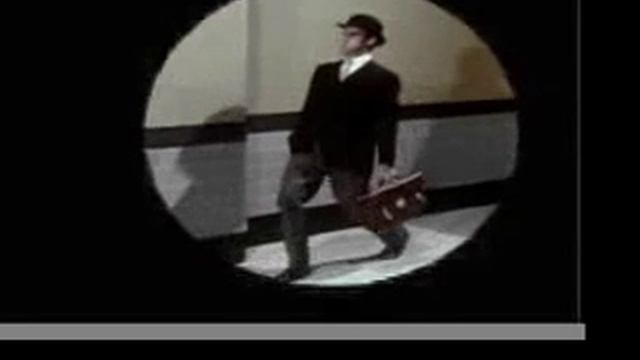 John Cleese: Agent 007 смотреть онлайн