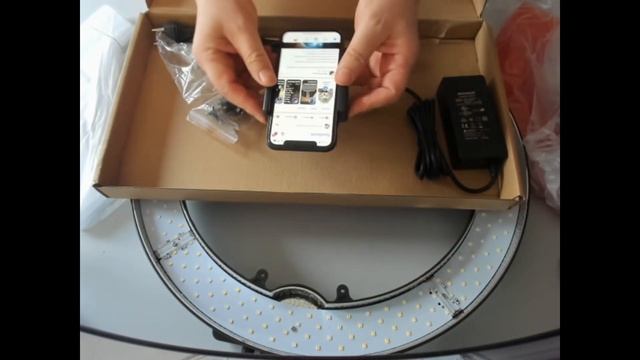 Кольцевая лампа Neewer Ring Light 18 для твоей студии смотреть онлайн