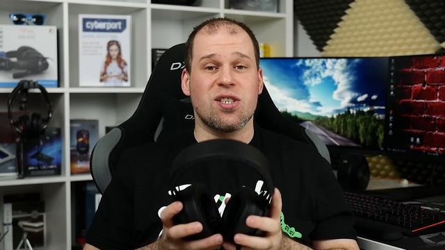 Razer Kraken Pro V2 Review | not quite "Pro" смотреть онлайн