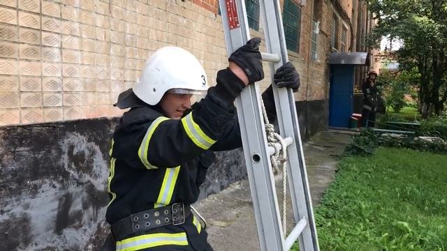 Вінниця: рятувальники провели навчання на холодокомбінаті