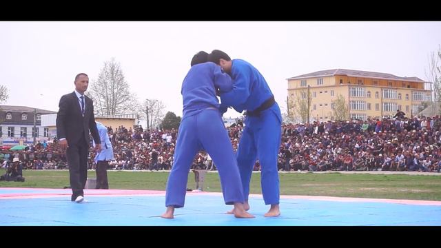 АНВАРИ ЭМОМРИЗО ВА ЛАТИПОВ ЭМОМАЛИ ГУШТИНИ КУЙБЕШ 2020. смотреть онлайн