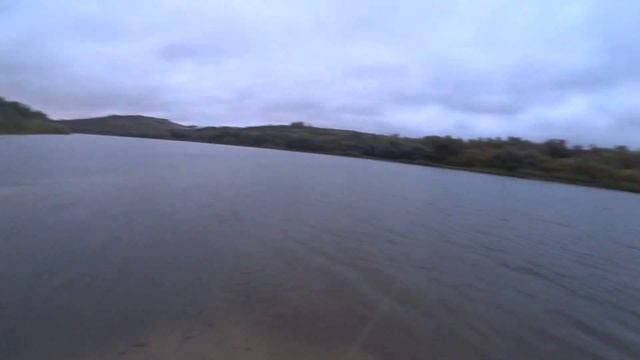Ловля сома с берега осенью на Дону на червя на закидушку видео ! Рыбалка 2021