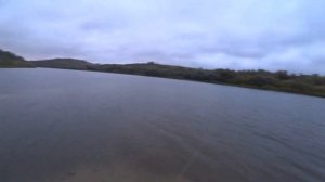 Ловля сома с берега осенью на Дону на червя на закидушку видео ! Рыбалка 2021