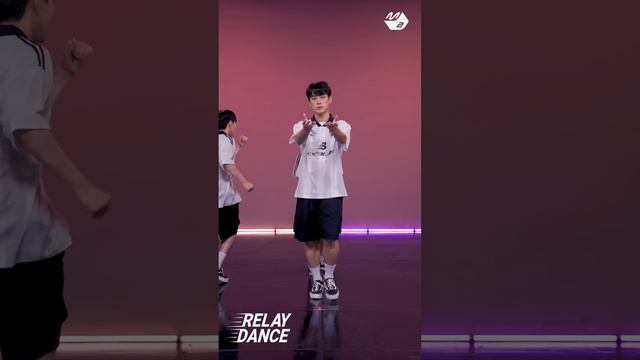 [릴레이댄스] 이채연(LEE CHAE YEON) - LET'S DANCE (4K)