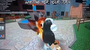 играем в угадай в мардера в мм2 на протяжении  25 минут!roblox murder mystery2
