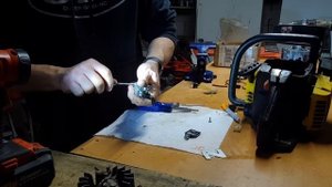 McCulloch Mac 3200 32cc - Carb Clean - Fuel Line/Filter Replacement