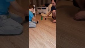 Детское видео. Игра из 90-х !!!! Играем в биты ( фишки )