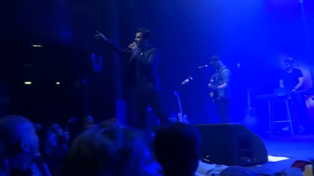 Corson - Eldorado (extrait) enchainée avec The Rainbow - La Cigale - 30.05.2015 смотреть онлайн