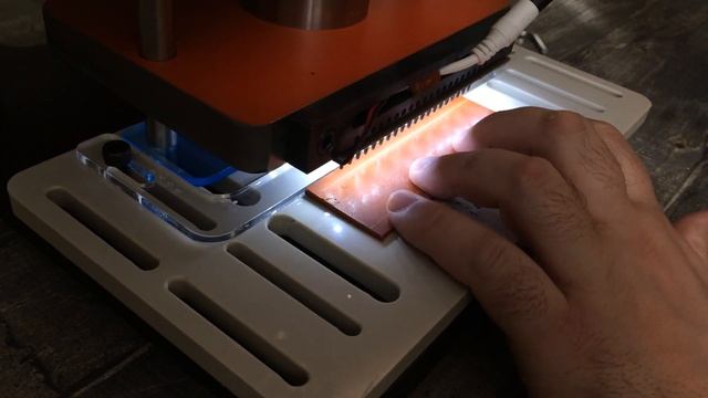 Ручной пресс  от A-Format- настройка линейки и пробивание отверстий.