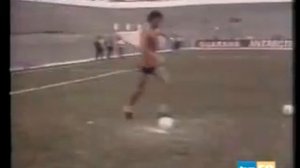 Socrates penalti de tacón (backheel penalty)