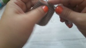 Вязаный рюкзак для игрушек