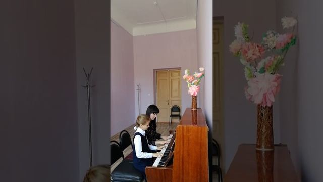 Ж. Металлиди "Гордый лебедь" Телешенко Анастасия и Комова Анна Ивановна