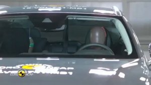 2019 Volvo V60 Crash Test! Really Safe?