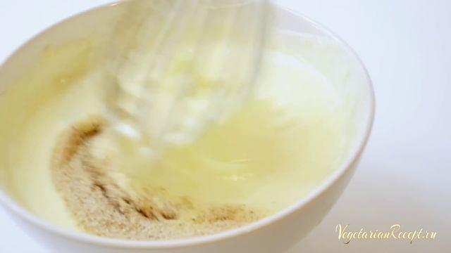 Пирог с КЛУБНИКОЙ - рецепт очень вкусного клубничного пирога (без яиц)