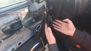 Найден еще один просчет инженеров б3 пассата. Минусы б3 пассата проводка дверей.