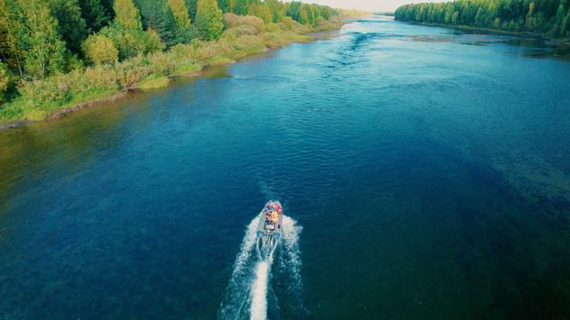 Преодоление порогов на мотовесле. Река Вымь 13.09.2024. Республика Коми.