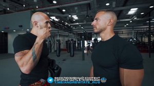 Эндрю Тейт УЧИТ БОКСИРОВАТЬ за  5 МИНУТ.
