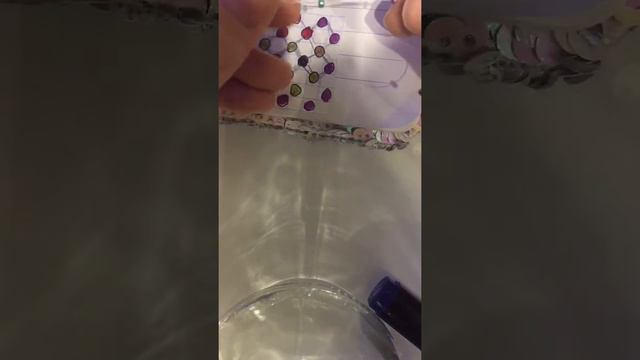 Колечко с Гринчем объёмное на ЛЕСКЕ техника крестик!!!! смотреть онлайн