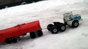 ТЕСТ ДРАЙВ RC Трактора "КИРОВЕЦ" 6х6 в 43 масштабе ПО СНЕГУ