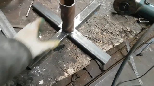 подставка для ёлки своими руками. холодная ковка смотреть онлайн