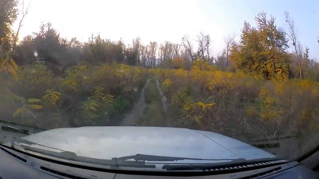 Городское бездорожье (Краснодарский лесопарк) с места водителя УАЗа