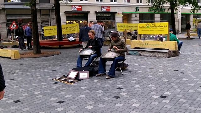 Hang Massive на улицах Копенгагена смотреть онлайн