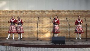 Народный ансамбль русской песни "Тарантасик" - Рябиновые бусы