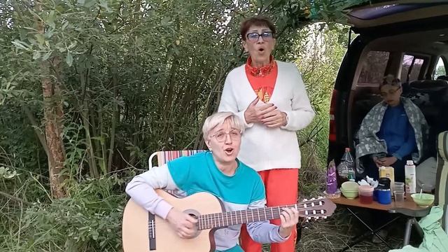 Юмористическая песня! В руки добрые. Татьяна Боброва и Лариса Завальнюк. смотреть онлайн