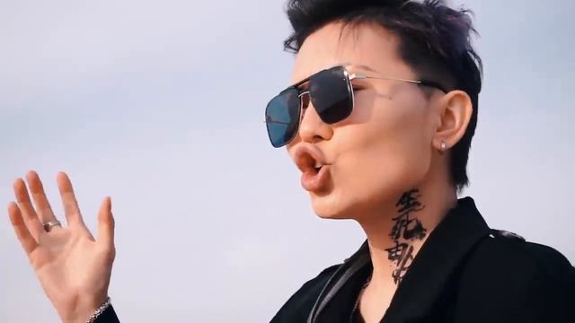 Гульмира Избасханова - Сені Суйем - Cover (Кайрат Нуртас) смотреть онлайн