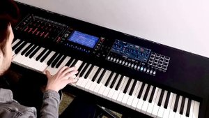 Roland Fantom 8 Demo (No talking)