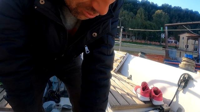 Ремонт люков на яхте смотреть онлайн