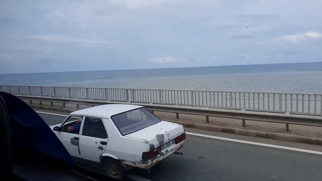 Апдейт к видео из автобус, на котором я еду в Стамбул. Безумно долго загружалось, не было интернета смотреть онлайн